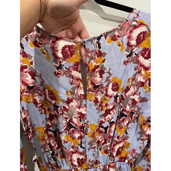 ASTR THE LABEL Blue Floral Side Wrap Romper - Picture 7 of 7